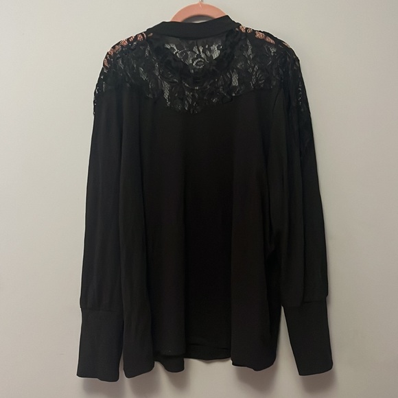 Lace Shoulder Top - Picture 5 of 5